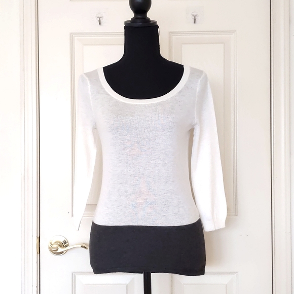 NWT.Express Rayon/Wool Blended High-Low White/Grey 3/4 Sleeve Scoop Neck Sweater - Picture 3 of 4